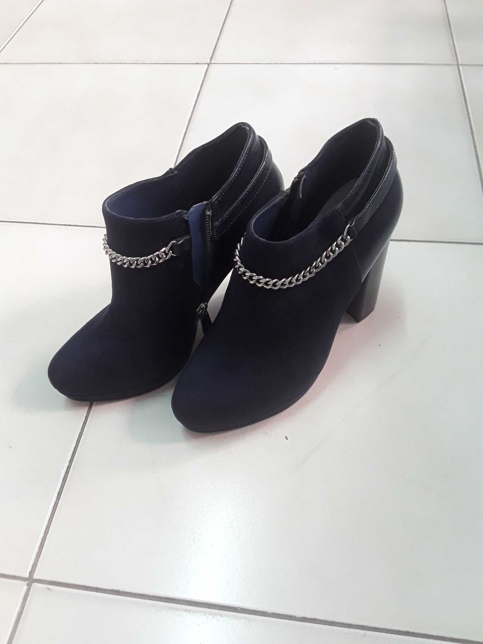 Scarpe 