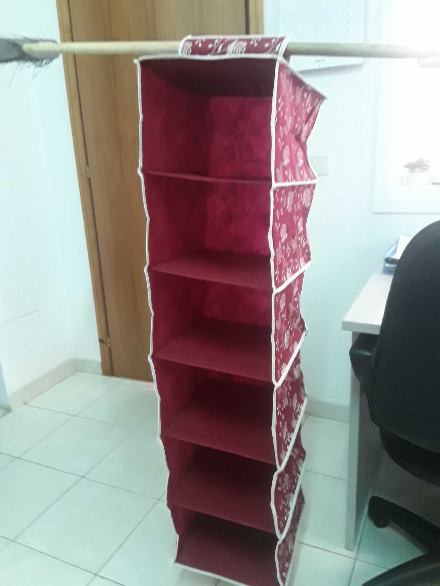 Scaffale in tessuto per armadio